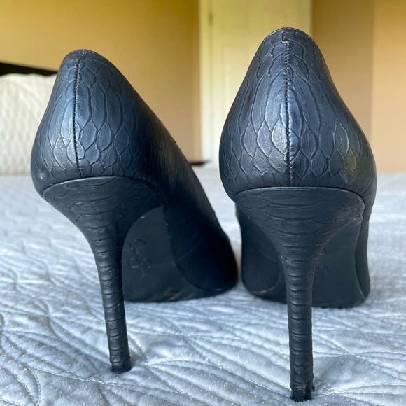 •Jessica Simpson pumps - Picture 5 of 6